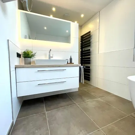 Wellnesshome Fontaneweg Mit Sauna, Terrasse Und Garten Tatil Evi